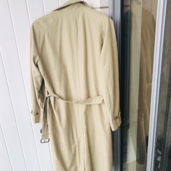 Hugo boss trench coat size 38R - Picture 3 of 8